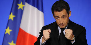 Lire la suite à propos de l’article Sarkozy passe pour ses rivaux du Karcher au Caterpillar