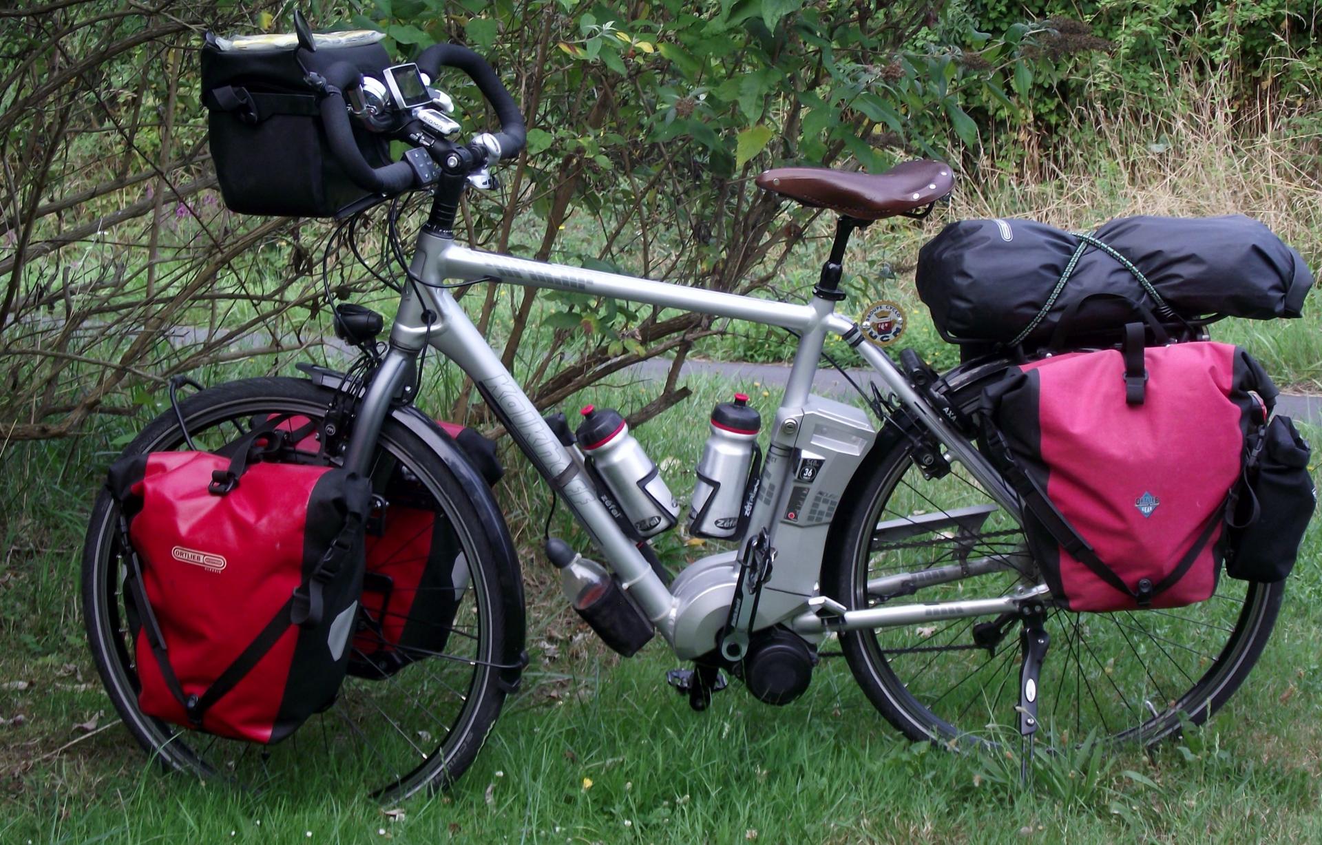 Lire la suite à propos de l’article Les bicyclettes, les vélos ou les bécanes peuplent l’été