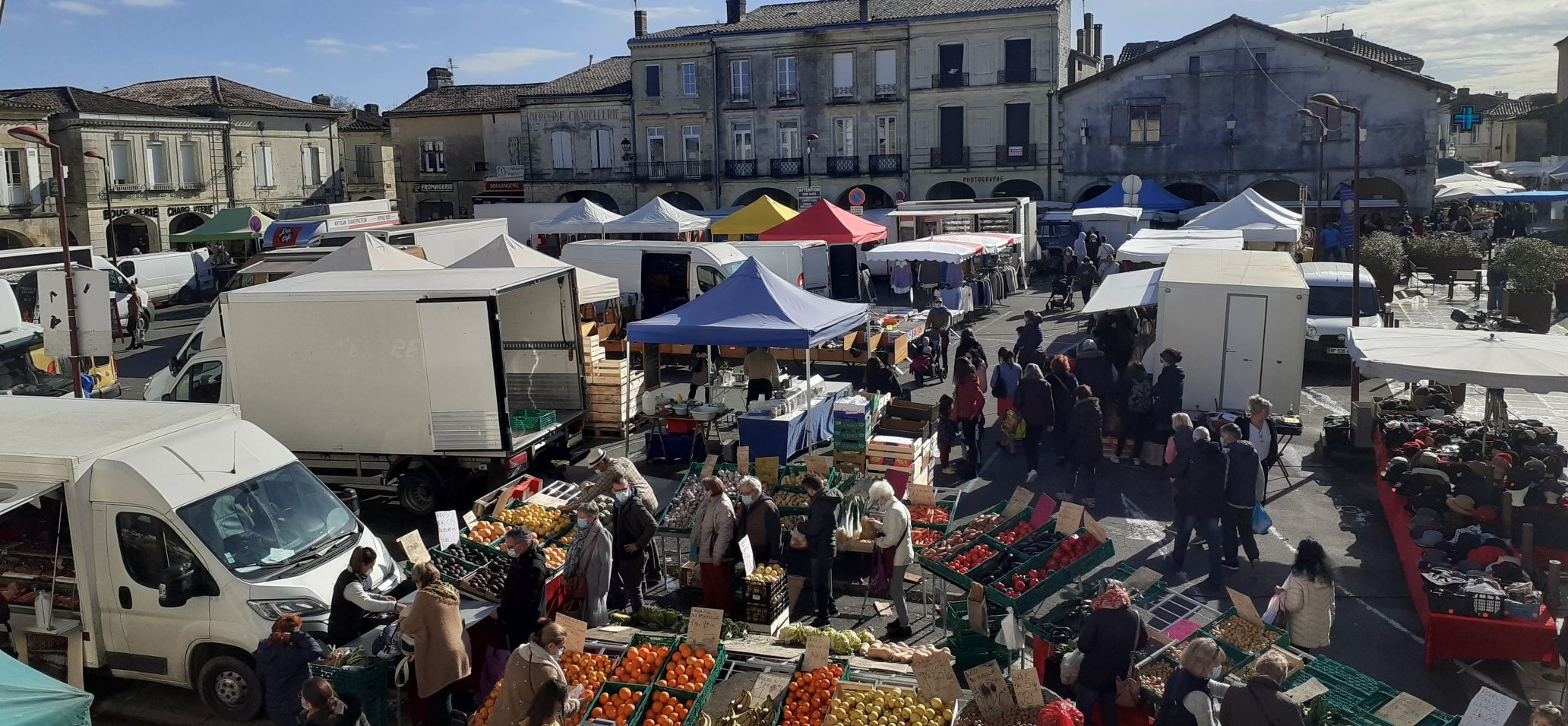 Lire la suite à propos de l’article Ici et ailleurs (29) : le marché commun du mercredi